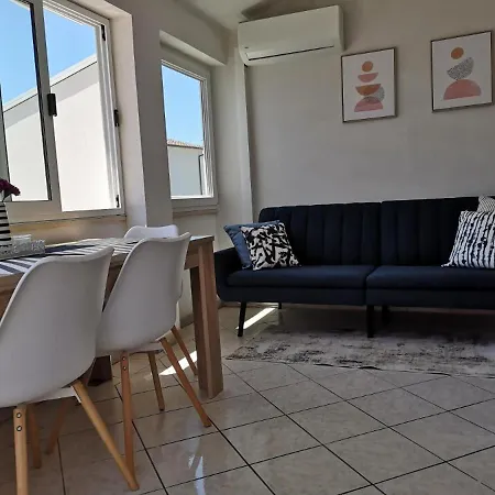 1 Apartamento *