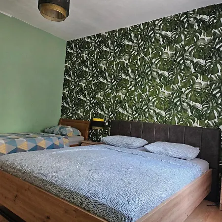 1 Apartamento Rogoznica (Sibenik-Knin)